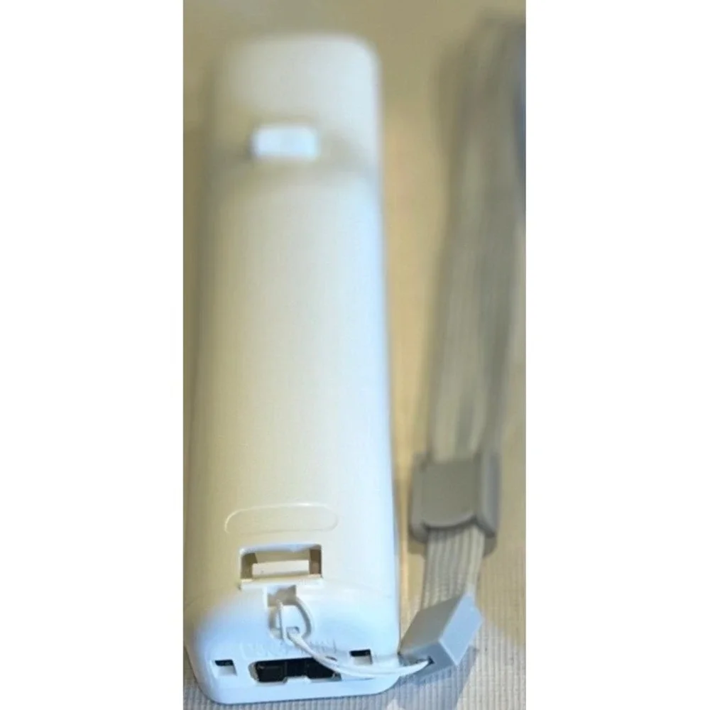 Nintendo Wii Remote Plus Controller White with Wrist Strap RVL-036